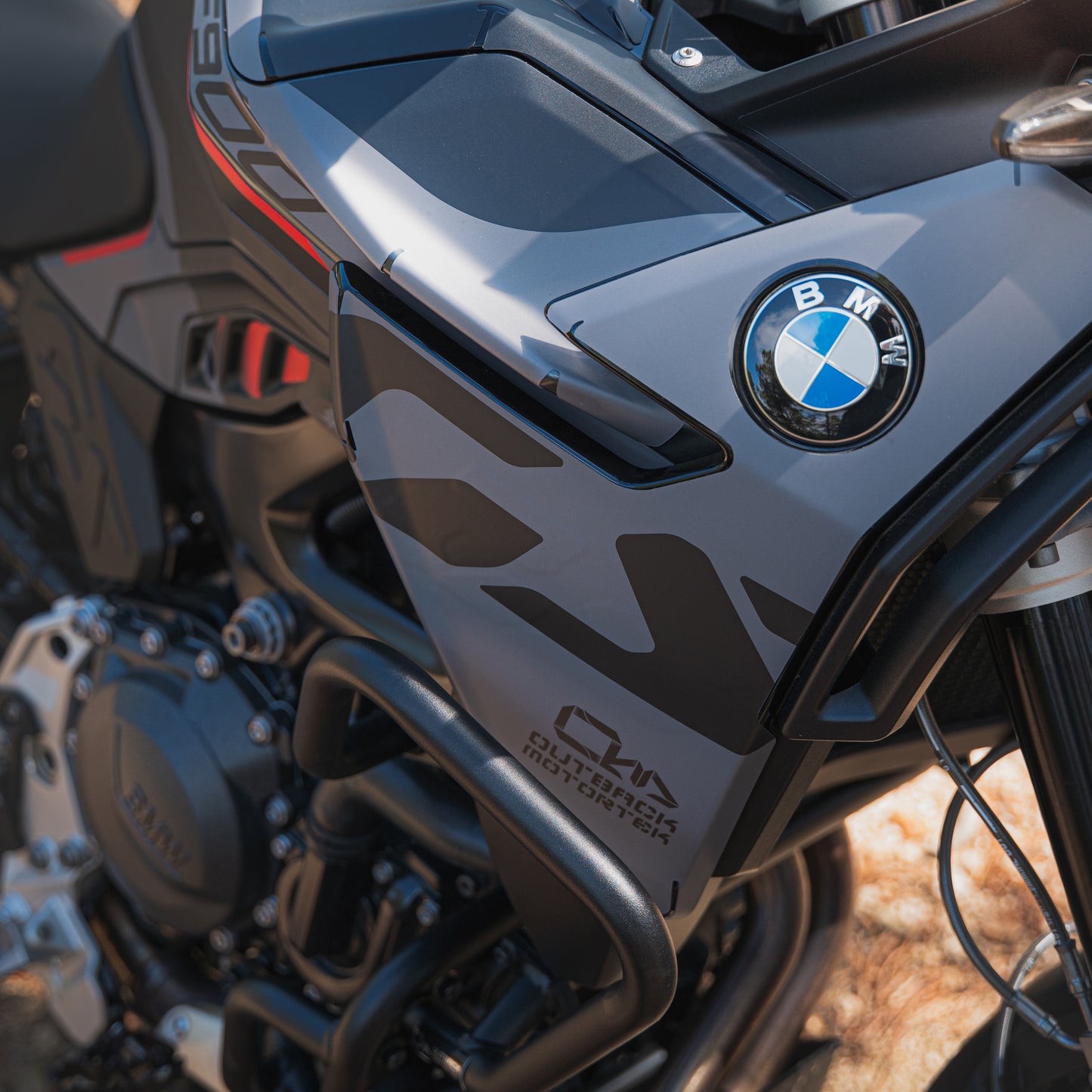 BMW F900GS | Raceflow Grey