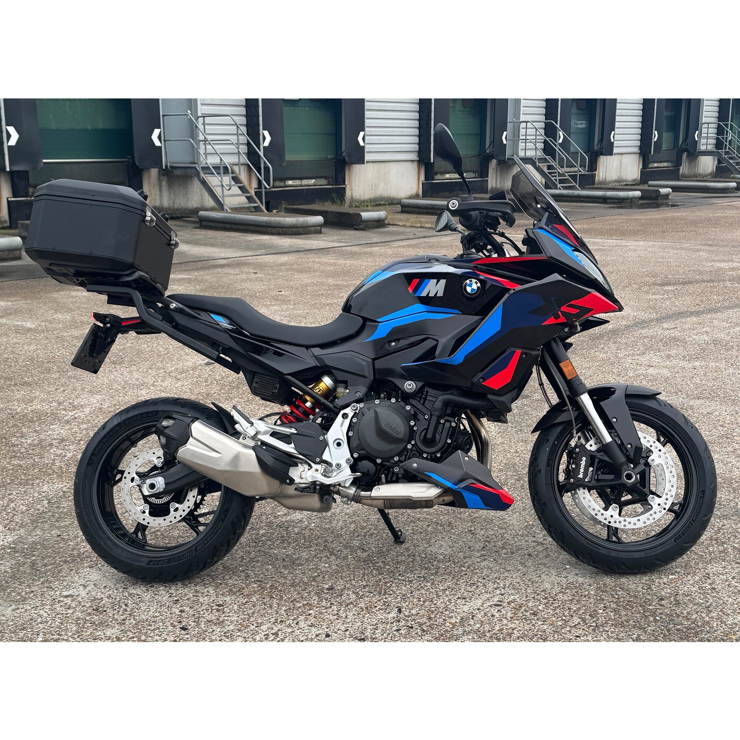 BMW F900XR | M style Black